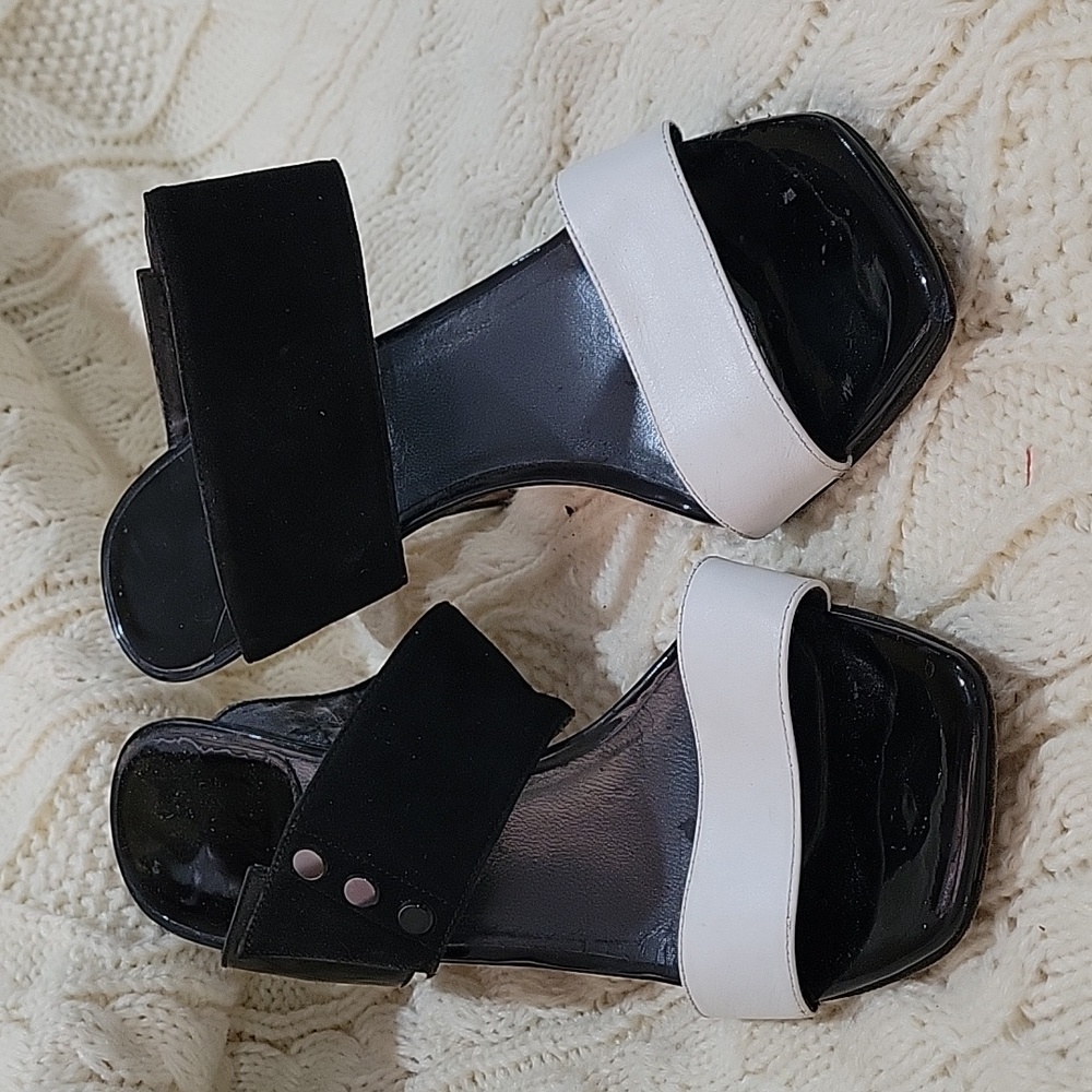 Stuart Weitzman
